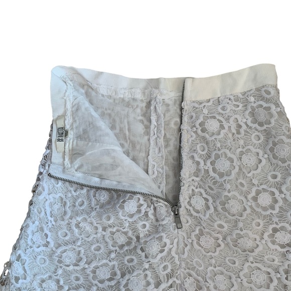 BB Dakota XS lace high waisted shorts with lining shorts underneath metal zip - Picture 5 of 6